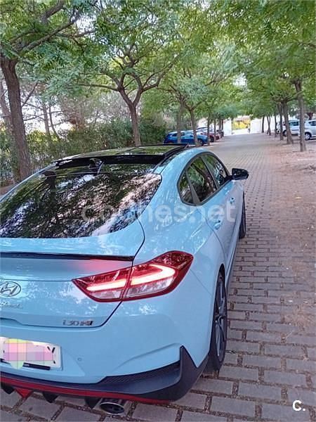 Usado Hyundai i30 280 CV (205 kW) 2022 Azul Berlina