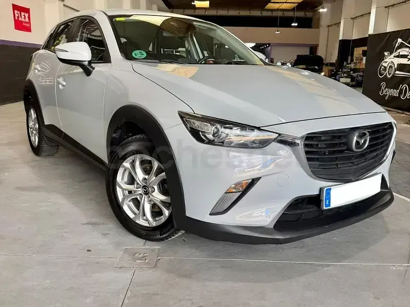 Usado Mazda CX-3 Style 120 CV (88 kW) 2016 Gris / plata SUV