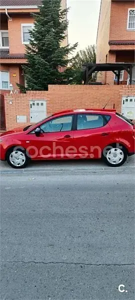 Usado Seat Ibiza Copa 70 CV (51 kW) 2011 Rojo Berlina