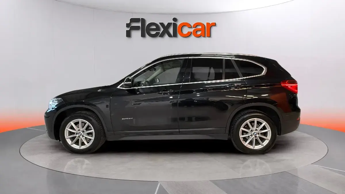 Usado BMW X1 136 CV (100 kW) 2017 Negro SUV