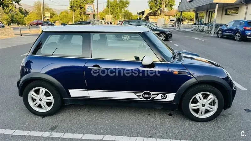 Usado Mini ONE 90 CV (66 kW) 2006 Azul Utilitario