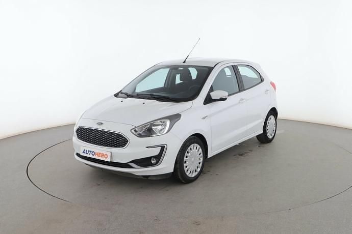 Blanco Usado 2018 Ford Ka Utilitario | 10.599 € (Precio justo) - Imagen 1/3