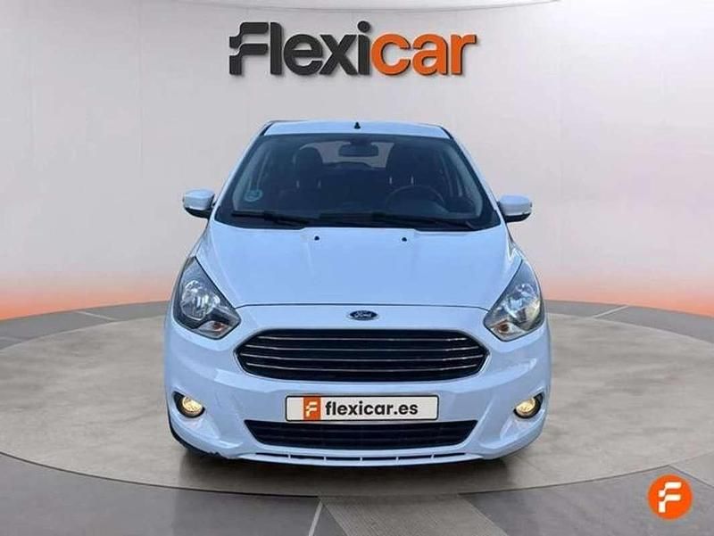 Usado Ford Ka Plus 70 CV (51 kW) 2017 Blanco Utilitario