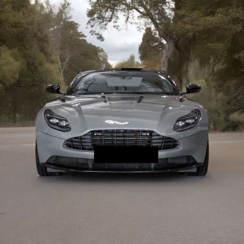 Gris Usado 2020 Aston Martin DB11 Coupe | 149.000 € - Imagen 1/4
