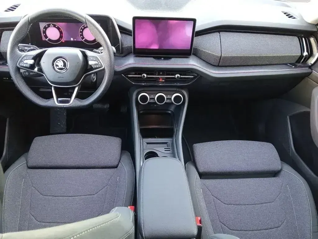 Usado Skoda Kodiaq Selection 150 CV (110 kW) 2025 Azul SUV