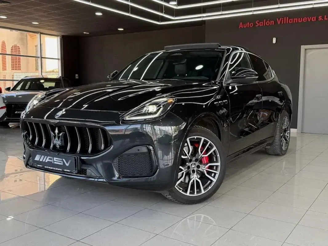 Usado Maserati Grecale GT 300 CV (220 kW) 2023 Negro SUV