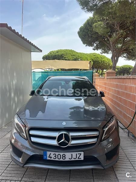 Gris / plata Usado 2015 Mercedes GLA200 Urban SUV | 18.000 € (Precio justo) - Imagen 1/4