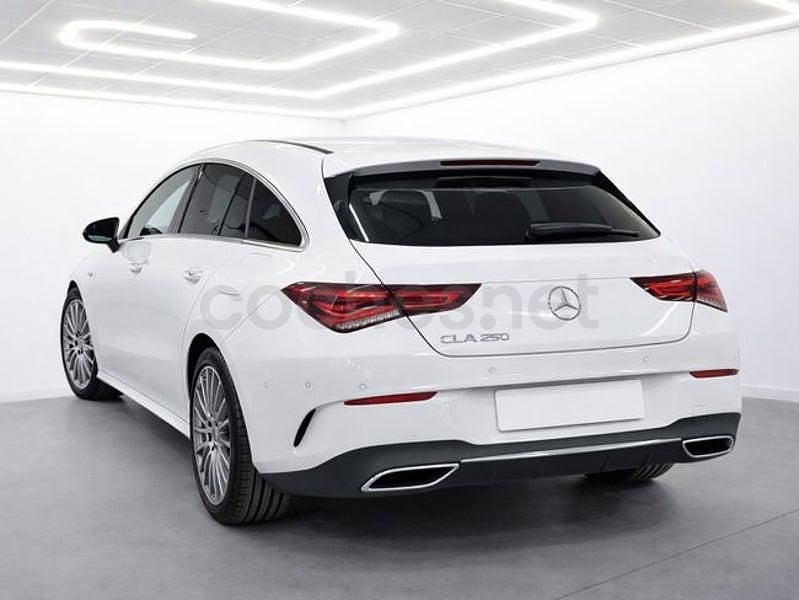 Usado Mercedes CLA250e Shooting Brake 218 CV (160 kW) 2021 Blanco Familiar