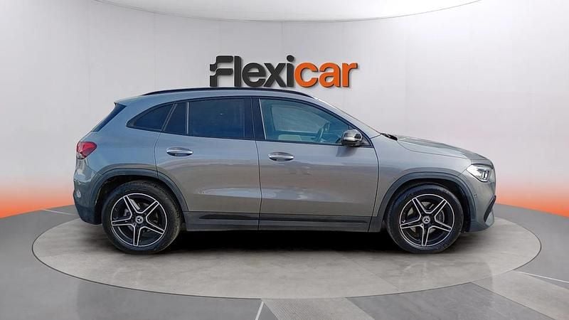 Usado Mercedes GLA200 163 CV (119 kW) 2020 Gris SUV