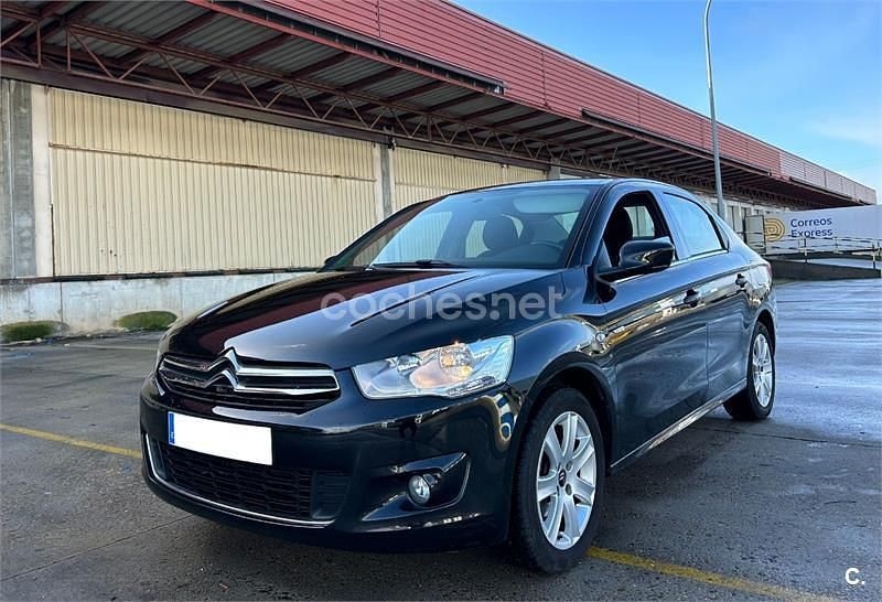 Negro Usado 2018 Citroën C-Elysee I Exclusive Berlina | 4000 € (Super precio) - Imagen 1/4