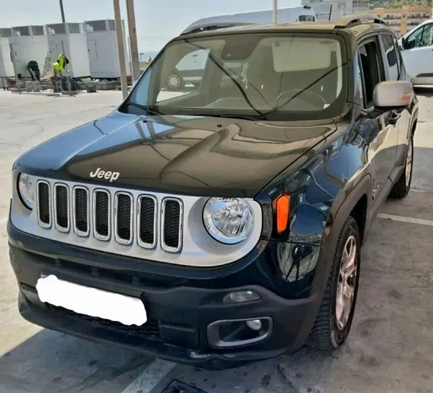 Usado Jeep Renegade Longitude 120 CV (88 kW) 2015 Negro SUV
