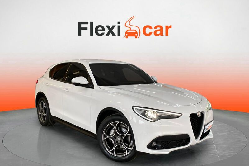 Blanco Usado 2022 Alfa Romeo Stelvio Sprint SUV | 25.990 € (Un poco caro) - Imagen 1/4
