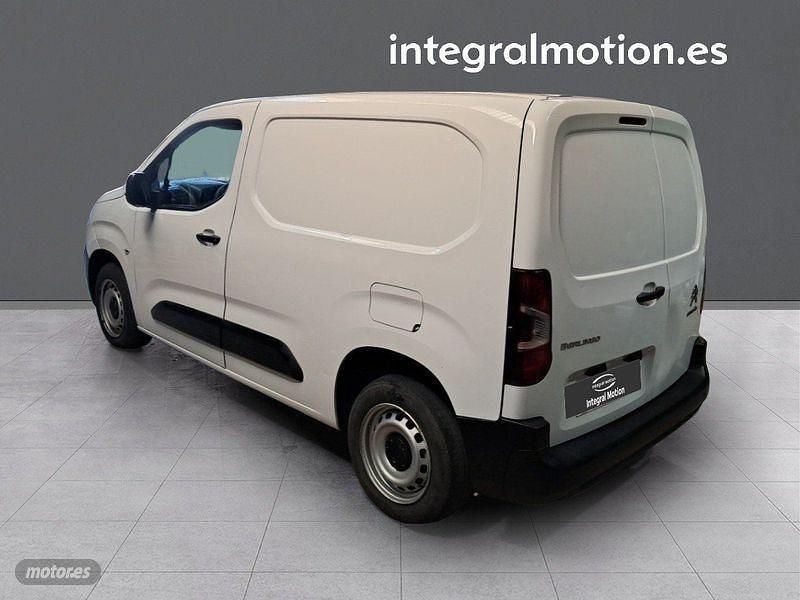 Usado Citroën Berlingo 102 HP (75 kW) 2021 Branco Monovolume