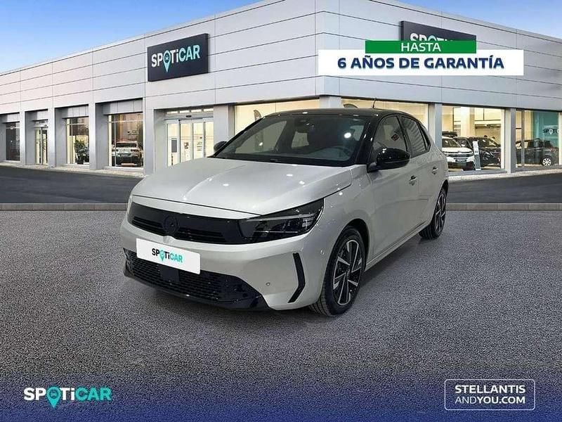 Plata Usado 2024 Opel Corsa Berlina | 15.990 € (Un poco caro) - Imagen 1/4