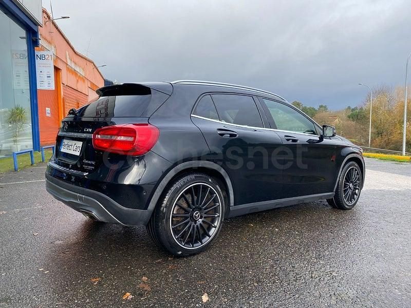 Usado Mercedes GLA220 Urban 170 CV (125 kW) 2014 Negro SUV