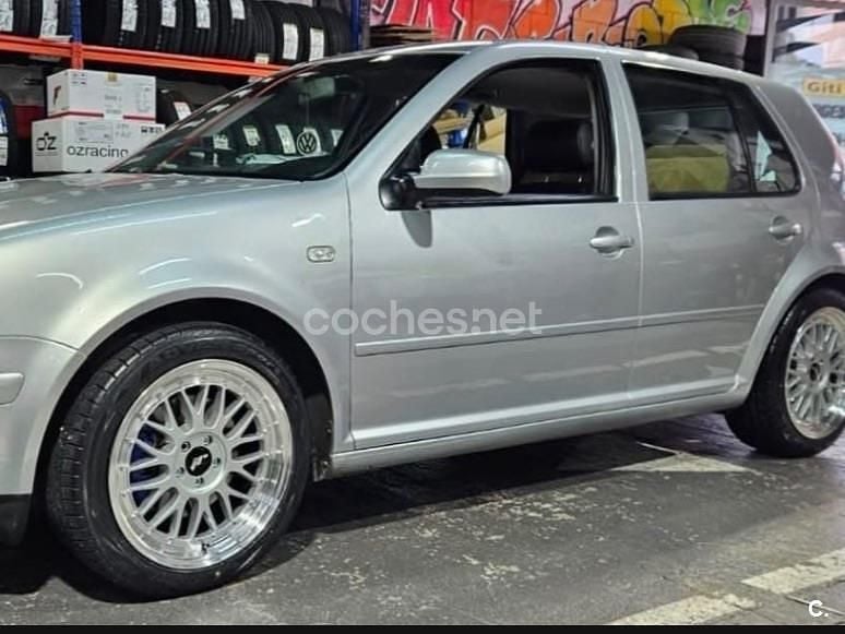 Usado VW Golf IV GTI 150 CV (110 kW) 2003 Gris / plata Berlina