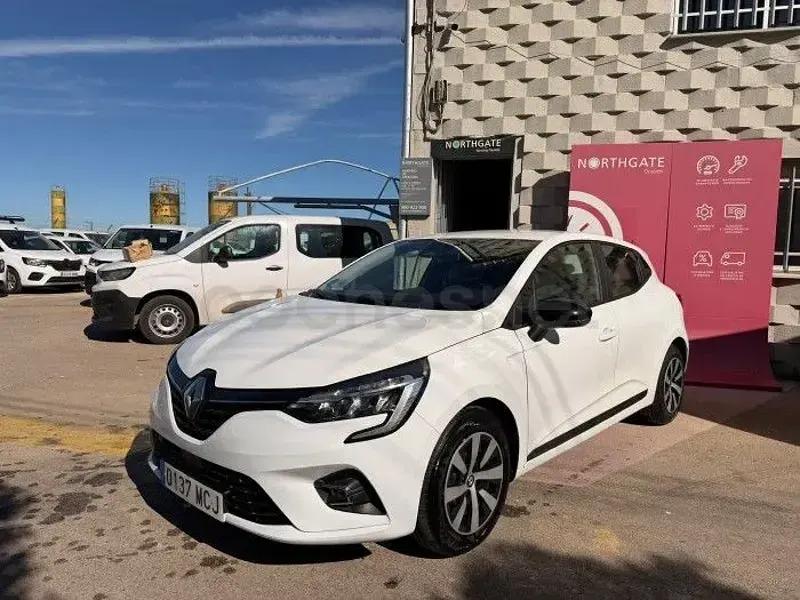 Usado Renault Clio V Equilibre 100 CV (73 kW) 2022 Blanco Berlina