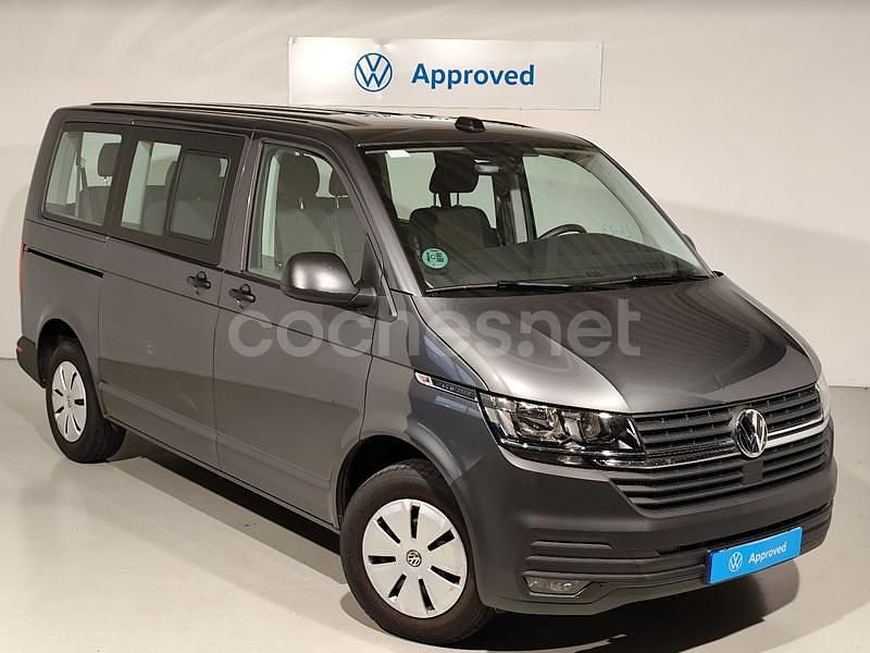 Gris / plata Usado 2024 VW Caravelle Monovolumen | 41.800 € (Un poco caro) - Imagen 1/4