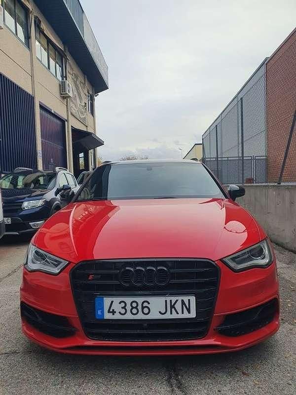 Usado Audi S3 Sportback 300 CV (220 kW) 2015 Rojo Utilitario