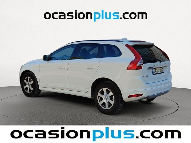 Usado Volvo XC60 Momentum 150 CV (110 kW) 2016 Blanco SUV