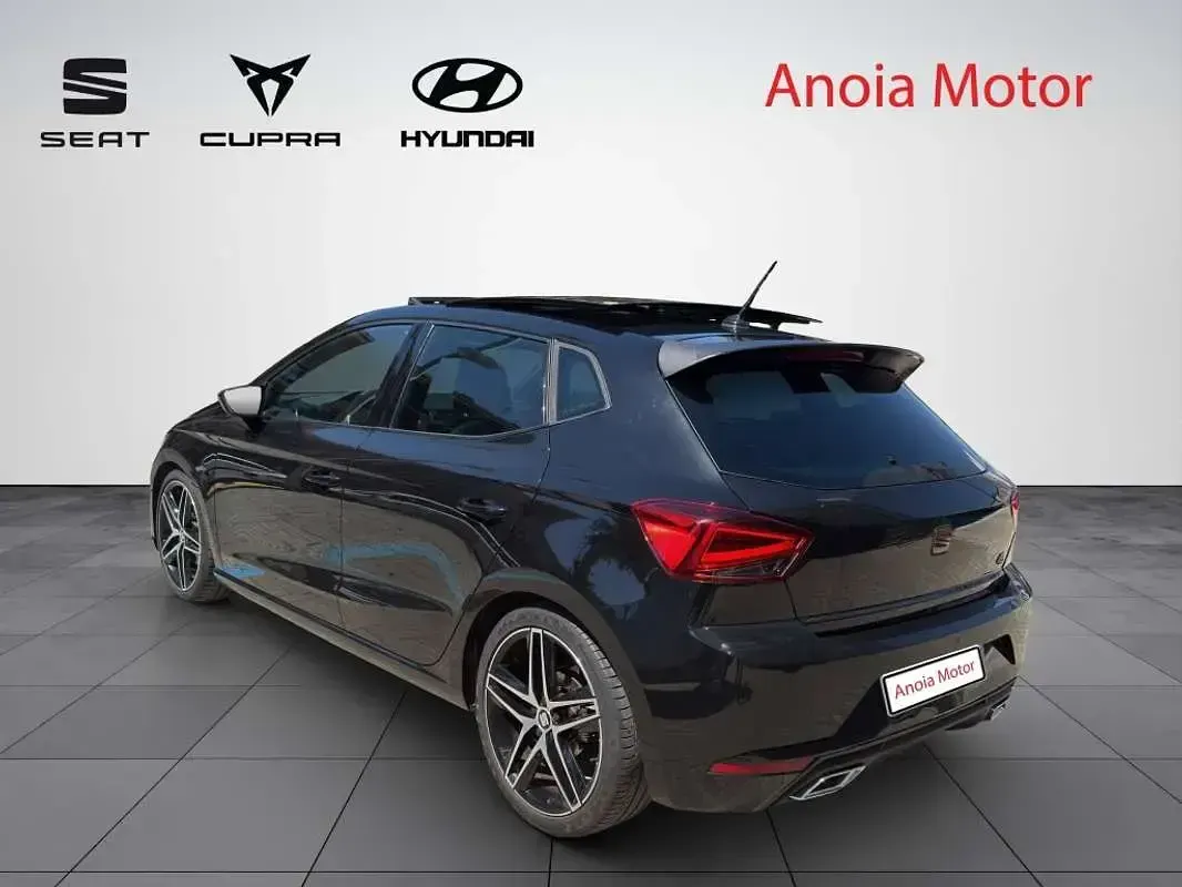 Usado Seat Ibiza FR 116 CV (85 kW) 2020 Negro Utilitario