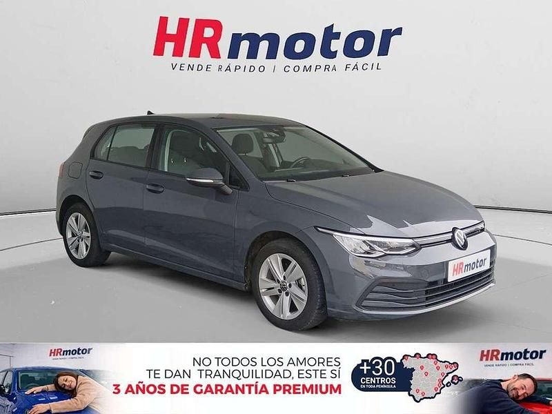 Usado VW Golf VIII Life 111 CV (81 kW) 2024 Gris Utilitario