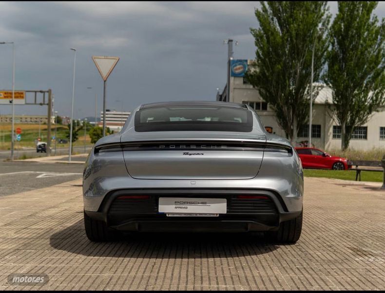 Usado Porsche Taycan 300 kW (408 CV) 2022 Gris Berlina