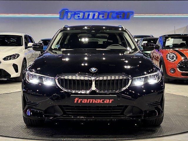 Usado BMW 318 150 CV (110 kW) 2022 Negro Familiar