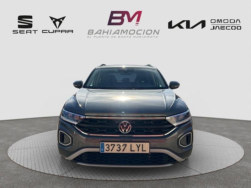 Gris / plata Usado 2022 VW T-Roc Life SUV | 20.900 € (Precio justo) - Imagen 1/4