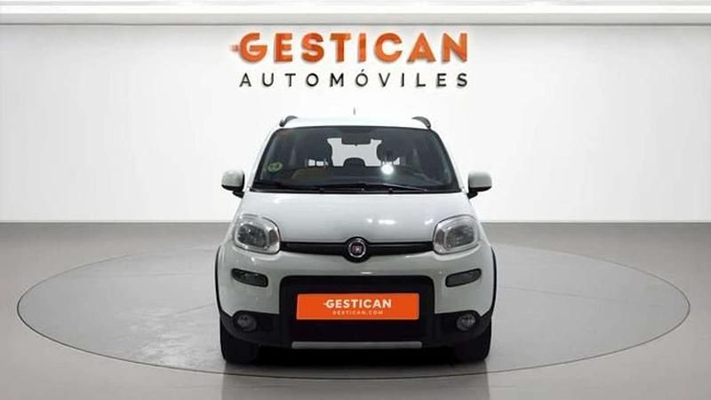 Usado Fiat Panda Lounge 75 CV (55 kW) 2014 Blanco Utilitario