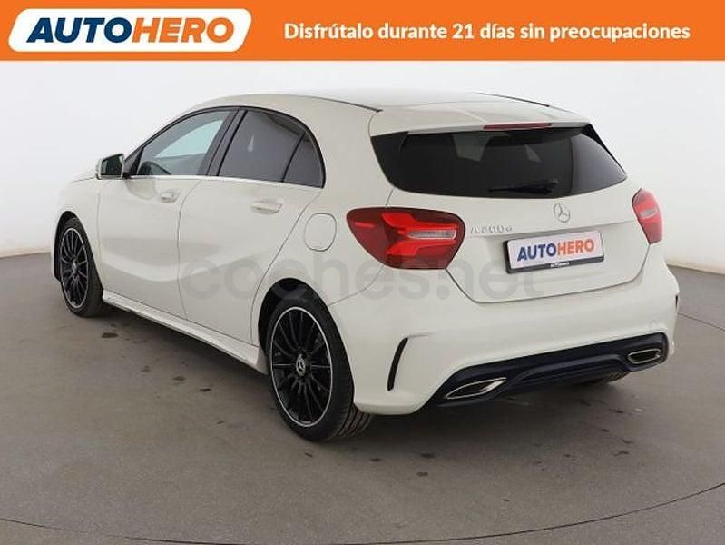 Usado Mercedes A200 150 CV (110 kW) 2018 Blanco Berlina