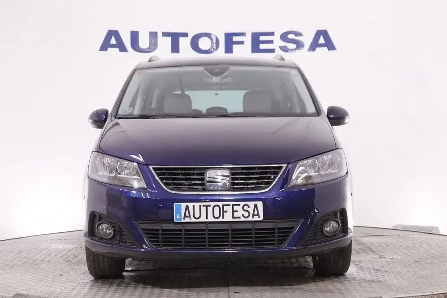 Usado Seat Alhambra Style 150 CV (110 kW) 2019 Azul Monovolumen