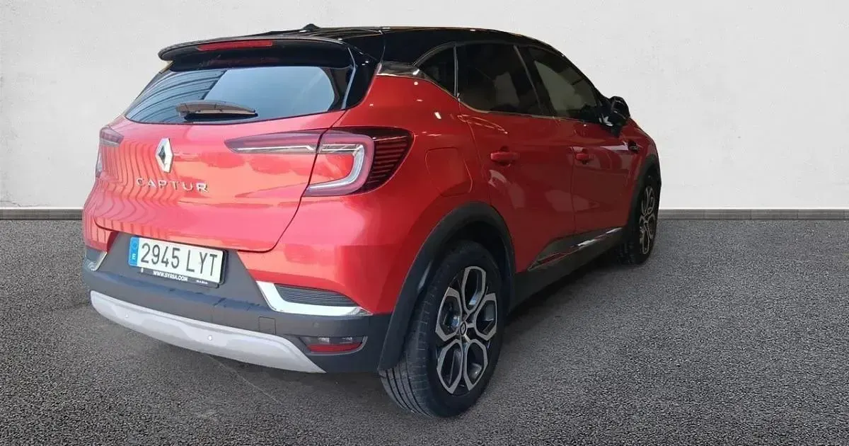 Usado Renault Captur Zen 140 CV (102 kW) 2022 SUV