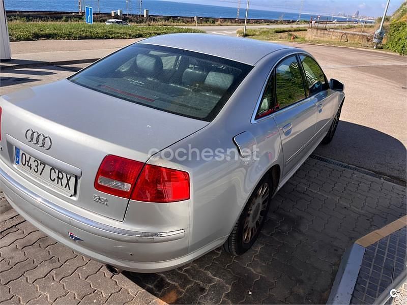 Usado Audi A8 280 CV (205 kW) 2004 Gris / plata Berlina