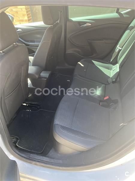 Usado Opel Astra Excellence 136 CV (100 kW) 2017 Blanco Berlina