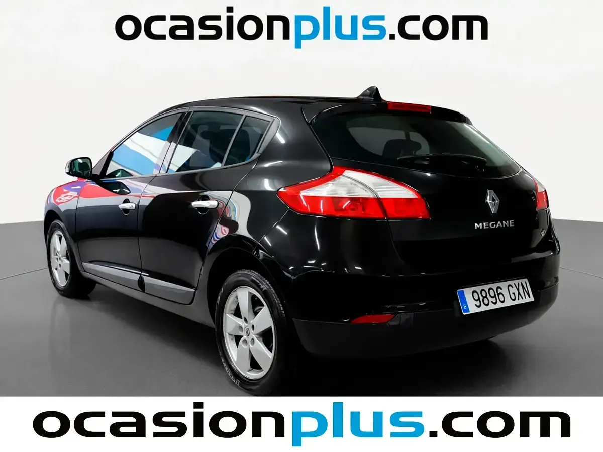 Usado Renault Mégane Dynamique 106 CV (77 kW) 2010 Negro Berlina