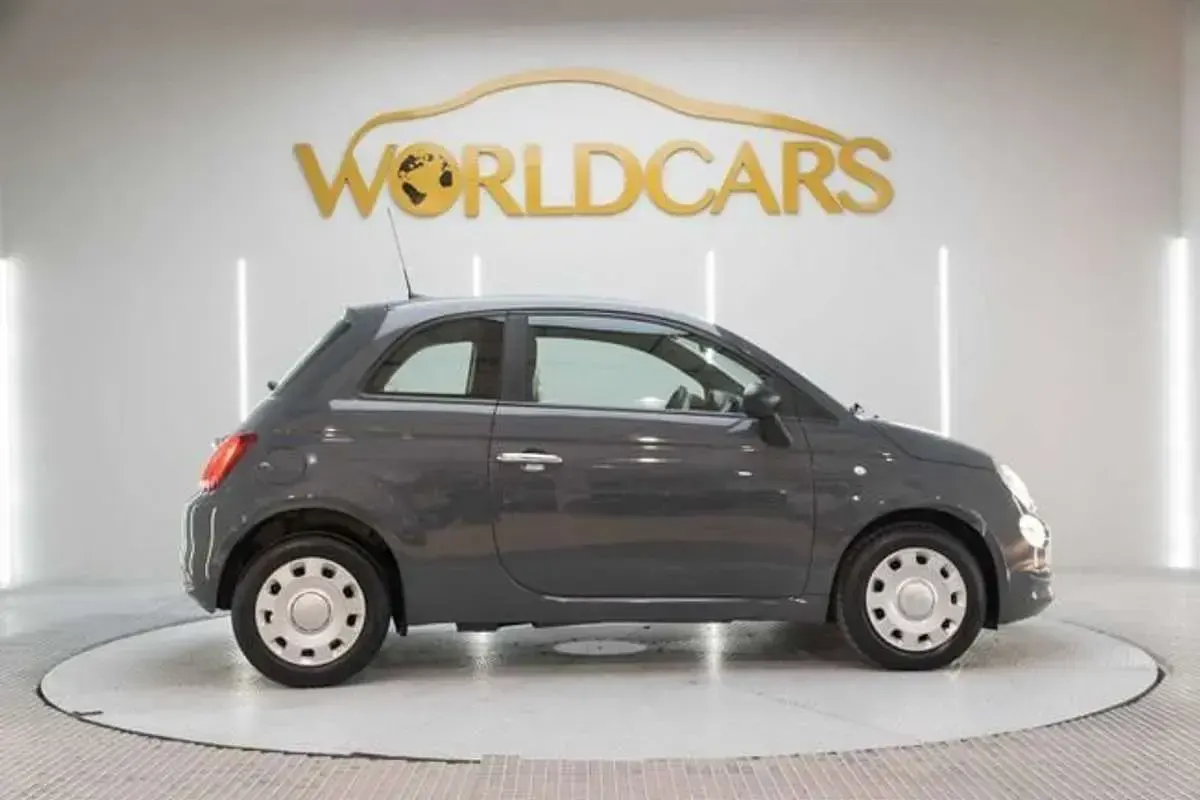 Usado Fiat 500 69 CV (50 kW) 2022 Gris Berlina