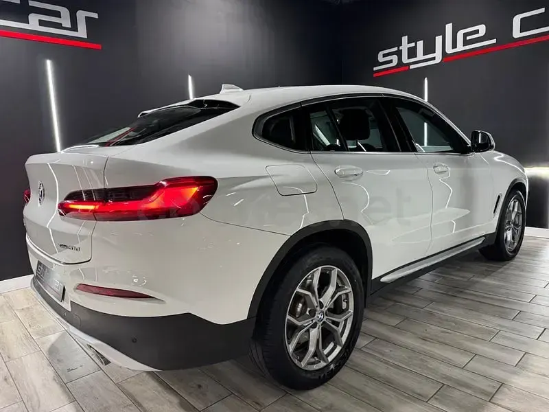 Usado BMW X4 Comfort Edition 190 CV (139 kW) 2020 Blanco SUV