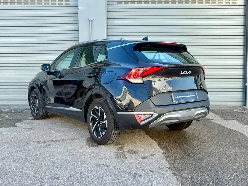 Usado Kia Sportage 230 CV (169 kW) 2022 Negro SUV