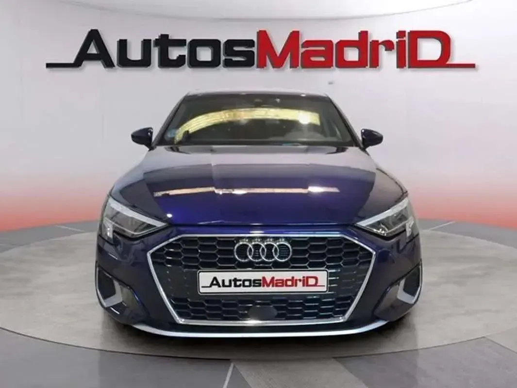 Usado Audi A3 Advanced Plus 110 CV (80 kW) 2022 Azul Berlina