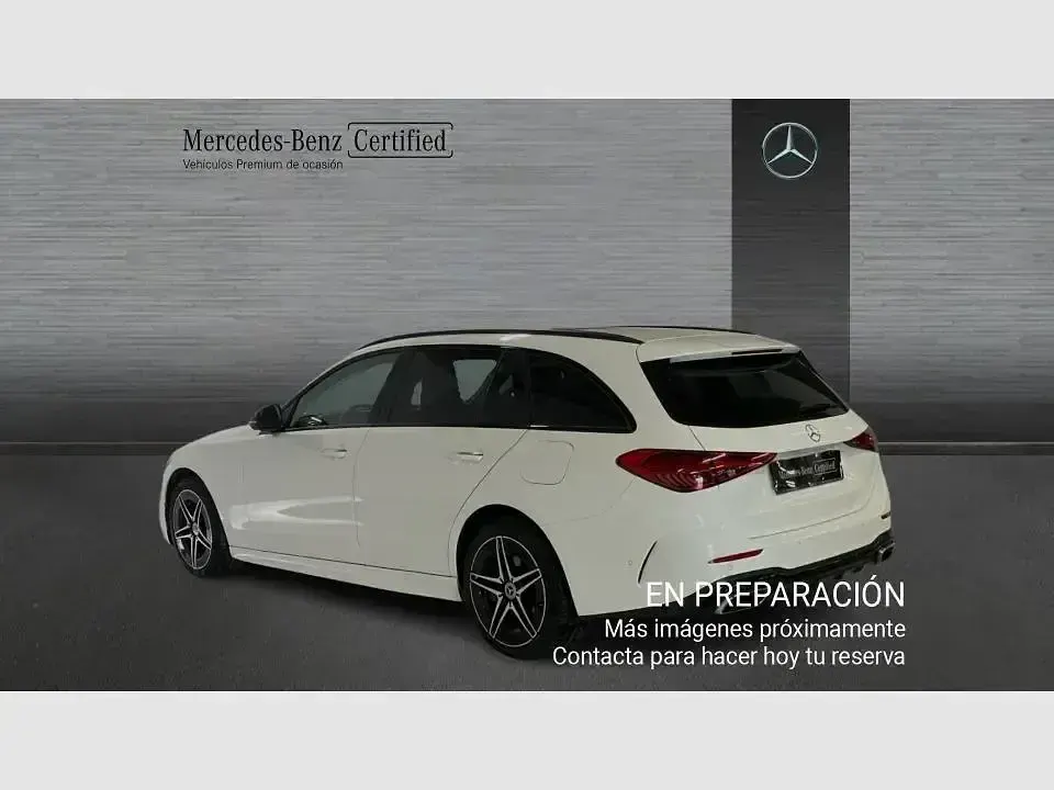 Käytetty Mercedes C300e 313 HP (230 kW) 2022 Valkoinen Farmari
