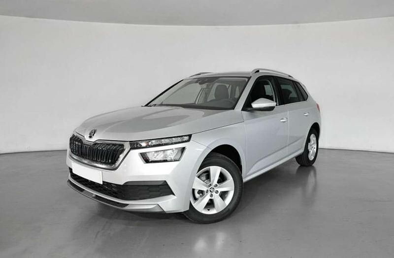 Plateado Usado 2023 Skoda Kamiq Ambition SUV | 17.790 € (Precio justo) - Imagen 1/4