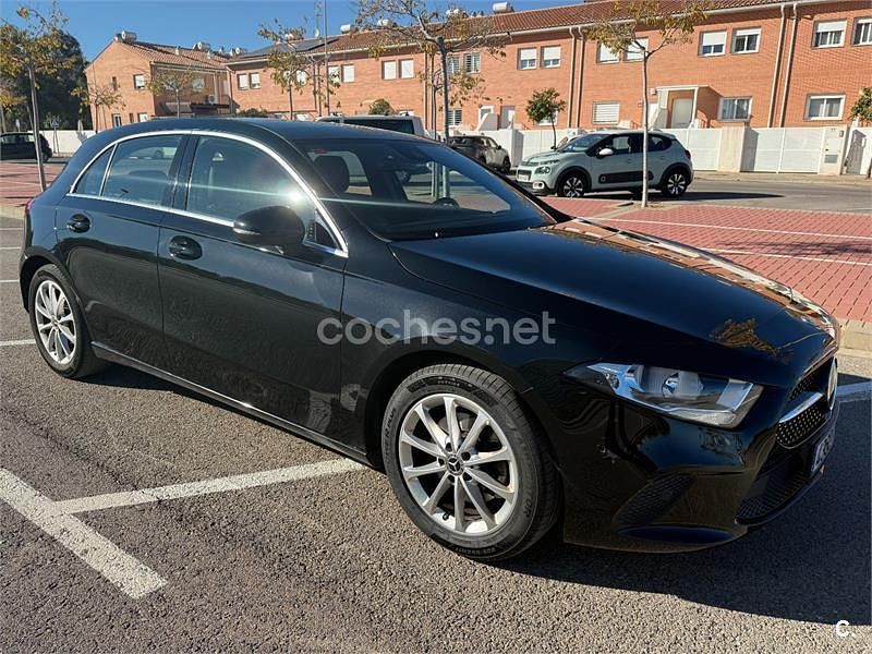 Usado Mercedes A200 156 CV (114 kW) 2018 Negro Berlina