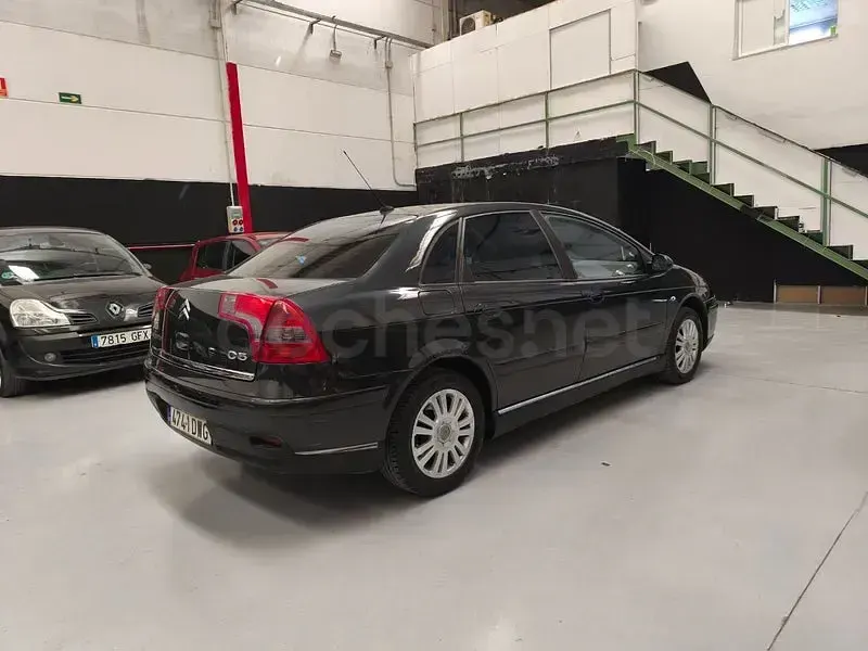Usado Citroën C5 Exclusive 138 CV (101 kW) 2006 Gris / plata Berlina