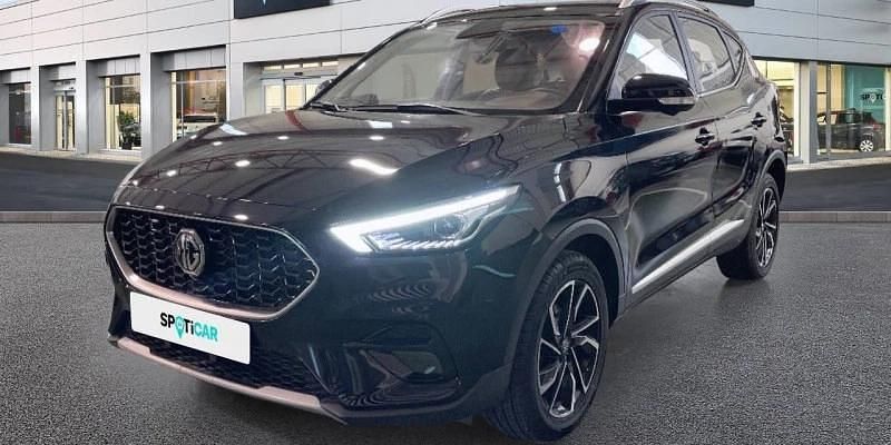 Usado MG ZS Luxury 106 CV (77 kW) 2023 Negro Berlina