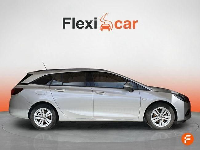 Usado Opel Astra Elegance 145 CV (106 kW) 2020 Gris Familiar