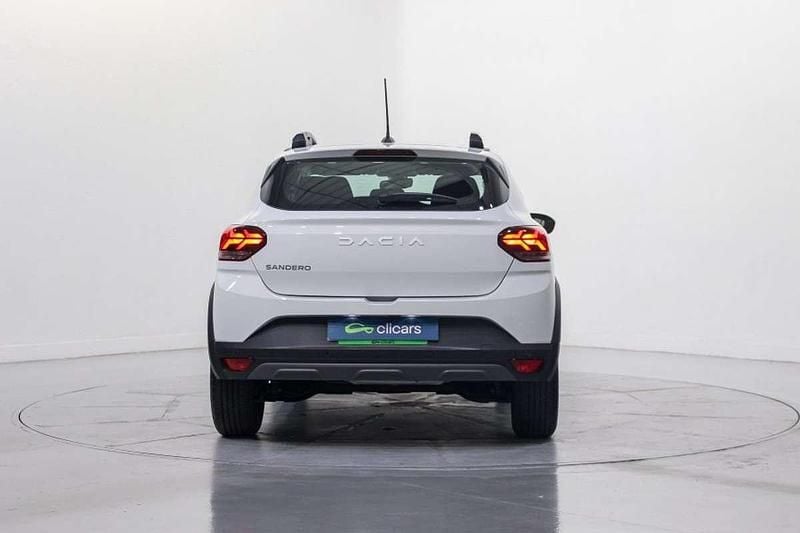Occasion Dacia Sandero Expression 91 ch (66 kW) 2023 Blanc Citadine