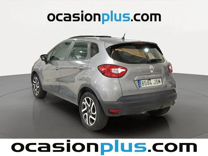 Usado Renault Captur Intens 90 CV (66 kW) 2016 Gris SUV
