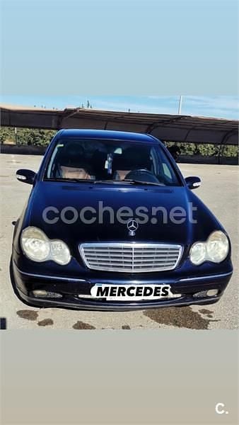 Negro Usado 2001 Mercedes C220 Elegance Berlina | 2500 € (Precio justo) - Imagen 1/2