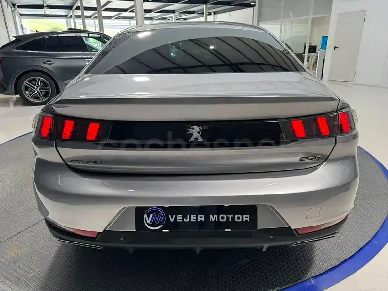 Usado Peugeot 508 Allure 131 CV (96 kW) 2021 Gris / plata Berlina